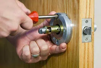Cincinnati Lock Locksmith Cincinnati, OH 513-642-8024