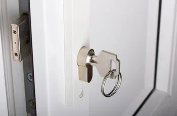 Cincinnati Lock Locksmith Cincinnati, OH 513-642-8024 Cincinnati Lock Locksmith Cincinnati, OH 513-642-8024